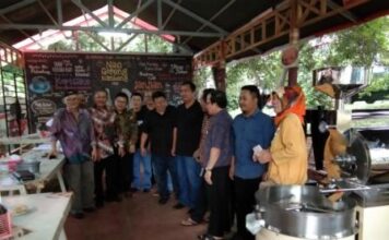 Mengenal proses pengolahan kopi Ikatan Keluarga Seganti Setungguan