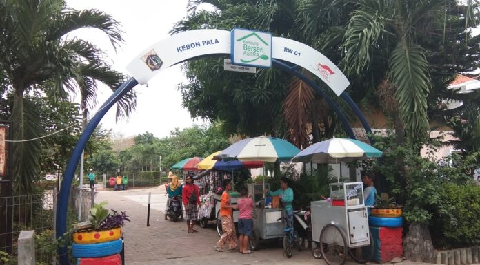 Menyemaikan Pesan Kebaikan Penggiat Lingkungan Hidup KBA Kebon Pala Kampung Berseri Astra di Kelurahan Kebon Pala, Kecamatan Makasar, Jakarta Timur, DKI Jakarta.
