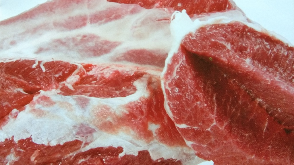 Daging kerbau tergolong daging merah.