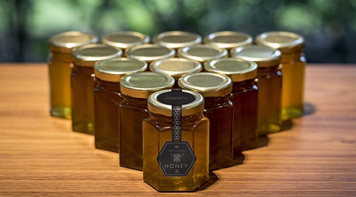 Lebah Madu di Home of Rolls-Royce Bergairah Berproduksi Rolls-Royce of Honey, madu paling ekslusif di dunia.