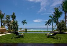 Sensasi Kenikmatan di The Ritz-Carlton Bali The Ritz-Carlton Bali.