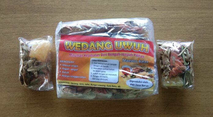 Rutin Minum Wedang Uwuh 3 Kali Sehari Bisa Menangkal Virus Corona Wedang uwuh dapat meningkatkan kekebalan tubuh.