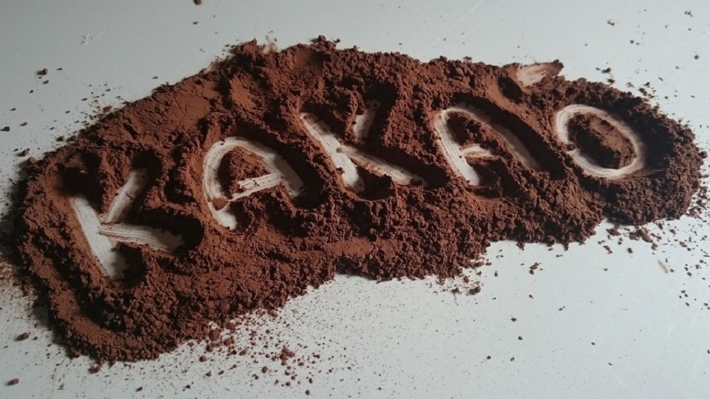 Bubuk cokelat diolah dari bungkil cokelat.