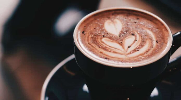 9 Merek Bubuk Cokelat Minuman Siap Saji Penenang Hati Minuman cokelat panas atau dingin terbuat dari bubuk cokelat siap saji.