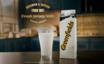 Greenfields Fresh Jersey Milk Lebih Creamy dan Lezat Proses pemerahan sapi Jersey untuk Greenfields Fresh Jersey Milk menggunakan penampungan khusus untuk memastikan produk ini 100% susu segar sapi Jersey.