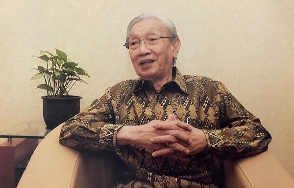Peluncuran Buku Biografi Harjoko Trisnadi Para alumni Majalah Tempo menerbitkan dan meluncurkan buku biografi Harjoko Trisnadi, salah seorang pendiri majalah tersebut.