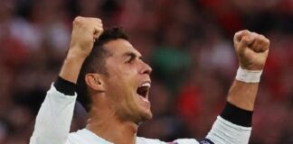 Ayam Makanan Kesukaan Cristiano Ronaldo Cristiano Ronaldo menyebut ayam sebagai makanan ajaib karena kandungan proteinnya tinggi dan kandungan lemaknya rendah.