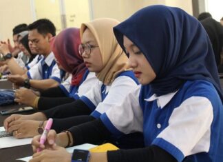 Menciptakan Sumber Daya Manusia Berkompetensi Tepat agar Perusahaan Eksis Temple of Learning Summit 2021 di Bali.