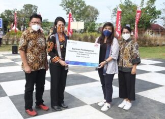 Taman Cahaya Madani Ikon Baru Singkawang Buat Berolahraga dan Bersantai Taman Cahaya Madani ikon baru Singkawang.