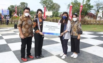 Taman Cahaya Madani Ikon Baru Singkawang Buat Berolahraga dan Bersantai Taman Cahaya Madani ikon baru Singkawang.