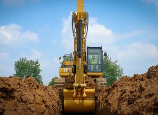 Bekerja Lebih Produktif dengan Ekskavator Hidraulis Cat 323 GC Ekskavator hidraulis Cat 323 GC lebih produktif