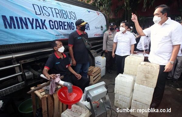 Kisah Perjalanan Kebijakan Minyak Goreng Sawit Januari-Maret 2022 HET minyak goreng sawit curah