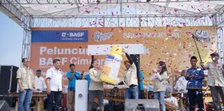 BASF Meraih Rekor Dunia MURI Permainan Angklung dalam Peluncuran Insektisida Cimegra peluncuran insektisida Cimegra di Brebes