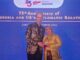 Hening Parlan Menerima Penghargaan Planet Award dari Kedutaan Besar Inggris di Jakarta Hening Parlan dan Penghargaan Planet Award