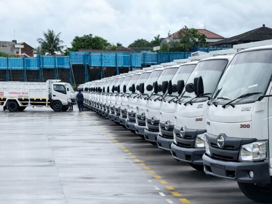 Hino Dukung Program Koperasi Merah Putih Partisipasi Hino dalam program Koperasi Desa