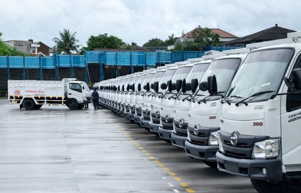 Hino Dukung Program Koperasi Merah Putih Partisipasi Hino dalam program Koperasi Desa