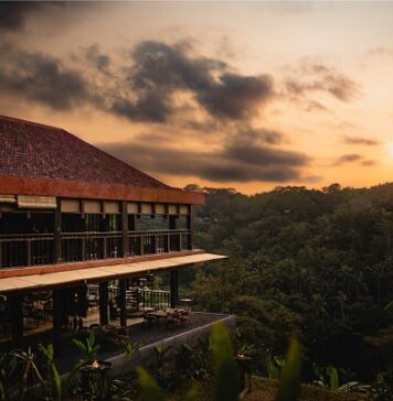 Menikmati Bara Api Amerika Selatan di Chupacabras Ubud panggangan kayu sebagai jantung dapur Chupacabras